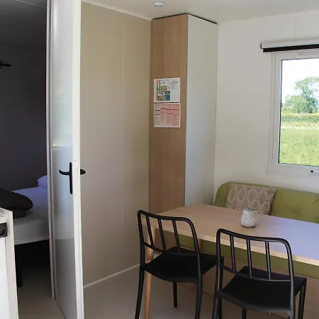 Camping Le Picard Tournieres Buitenkant foto